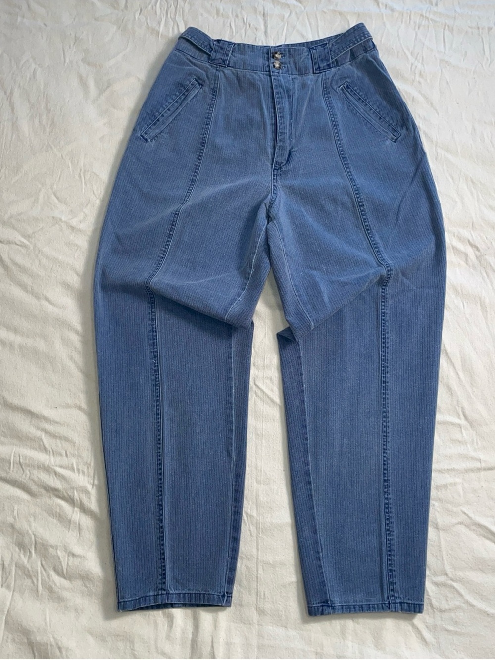 Vintage 80s High Waist Carrot LegTapered Jeans W 8 Rigid Non Stretch 100% Cotton